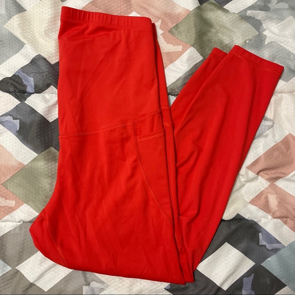 Old Navy Maternity Workout Leggings